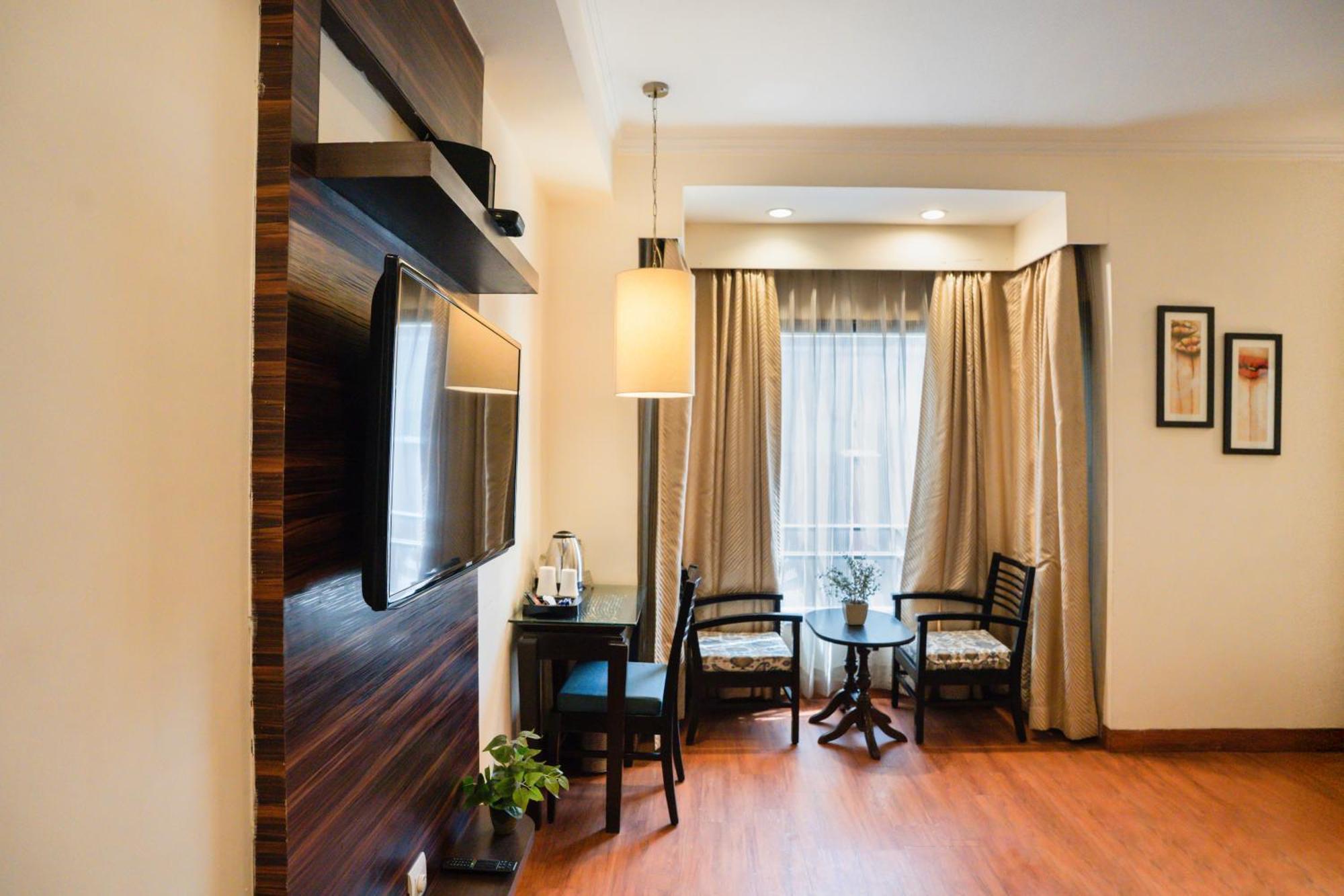 Ahuja Residency Cyber City II Gurgaon Dış mekan fotoğraf