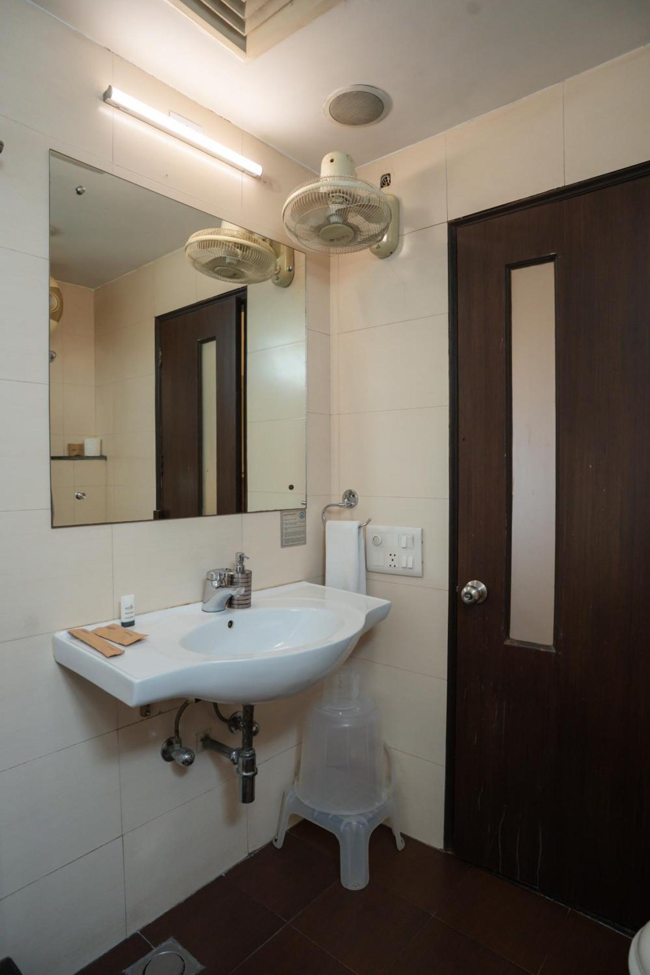 Ahuja Residency Cyber City II Gurgaon Dış mekan fotoğraf