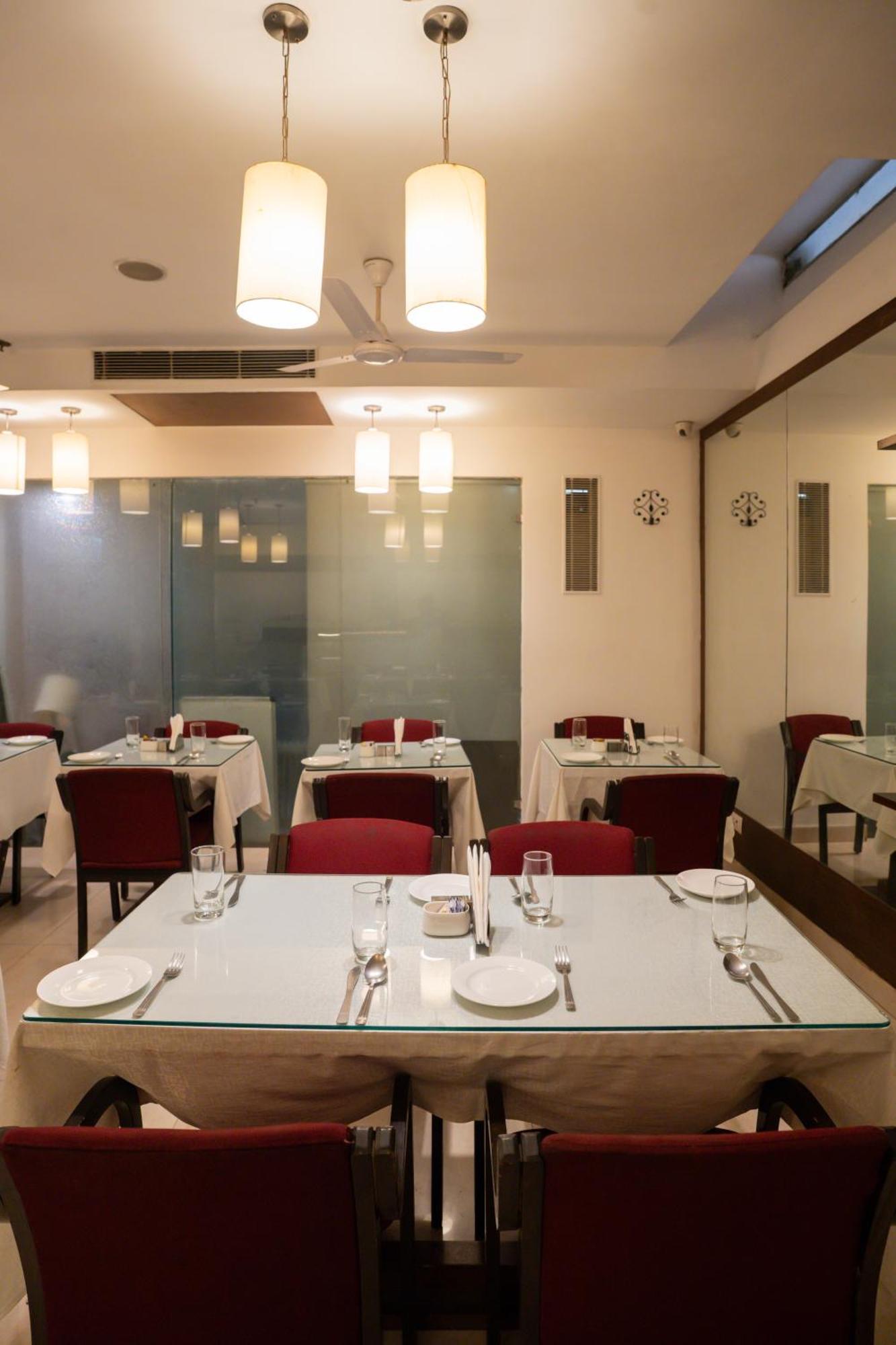 Ahuja Residency Cyber City II Gurgaon Dış mekan fotoğraf