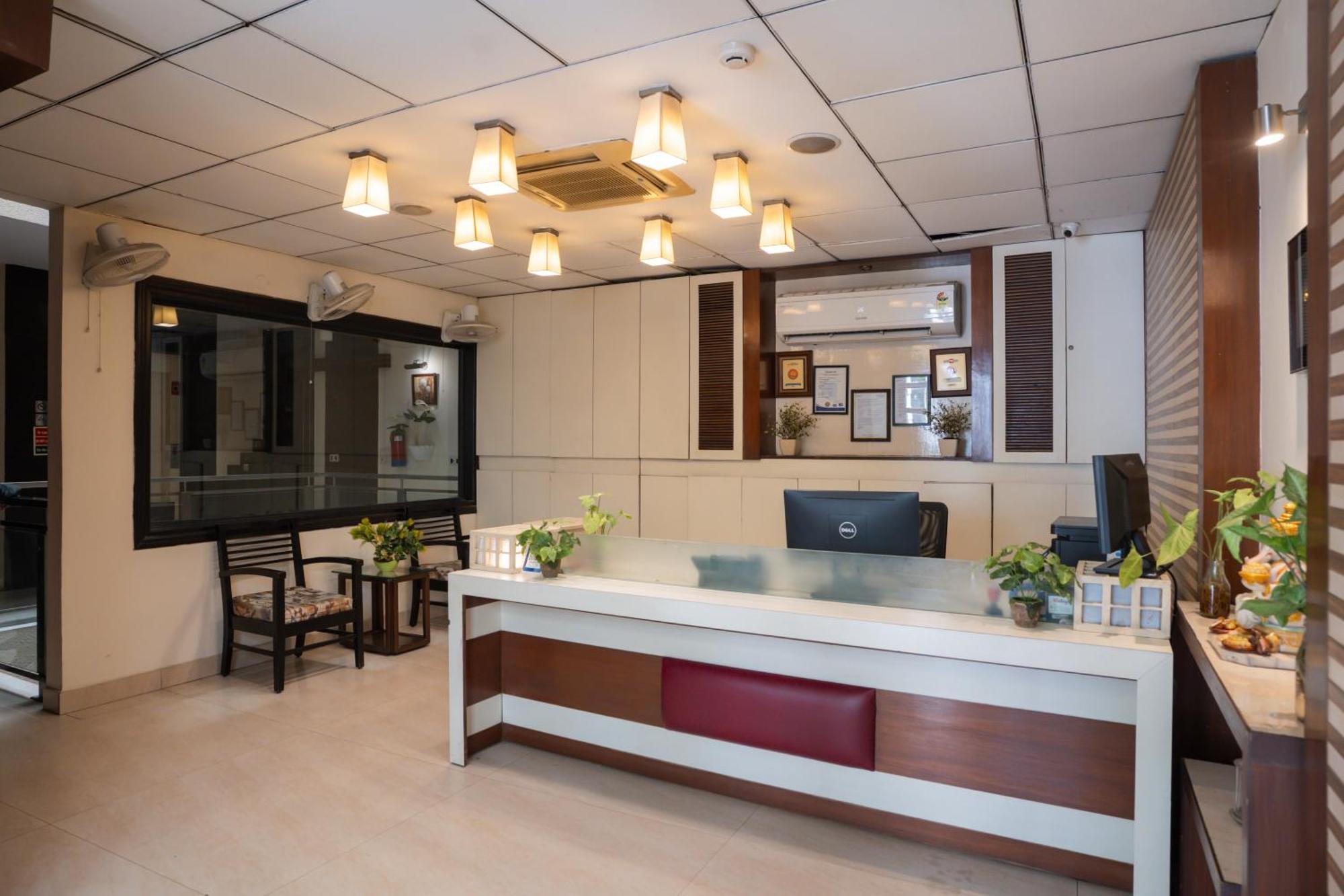Ahuja Residency Cyber City II Gurgaon Dış mekan fotoğraf